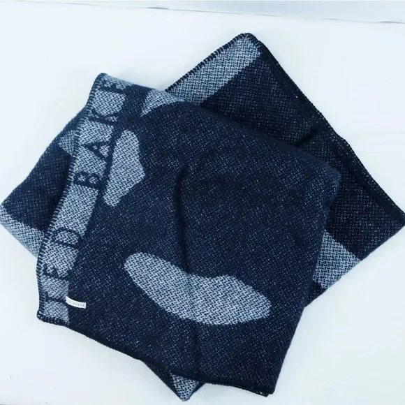 Ted Baker Magnolia Woven Wool Throw 150cm x 180cm - Picture 3 of 6